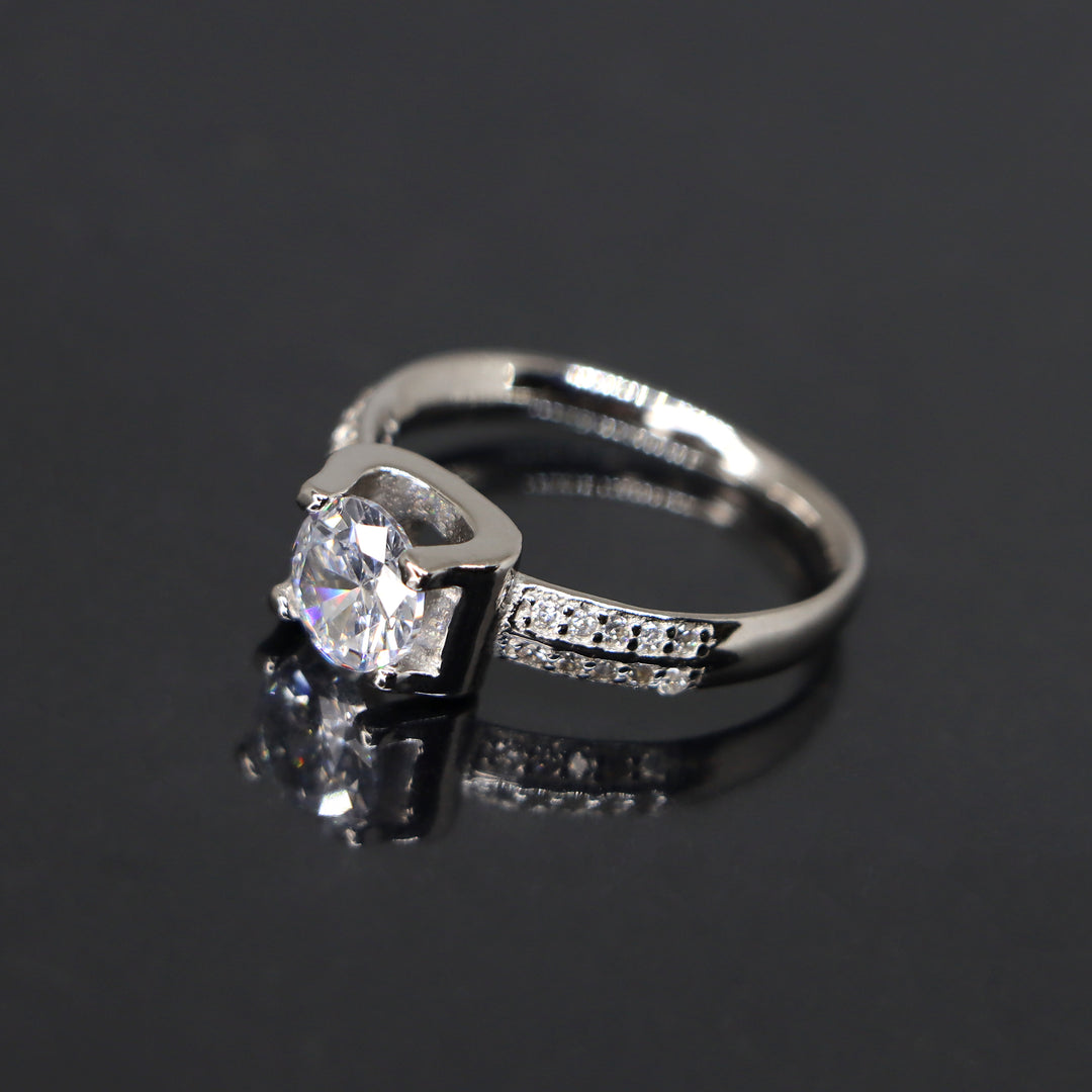 Elegant 925 Sterling Silver Solitaire Stone Women Ring