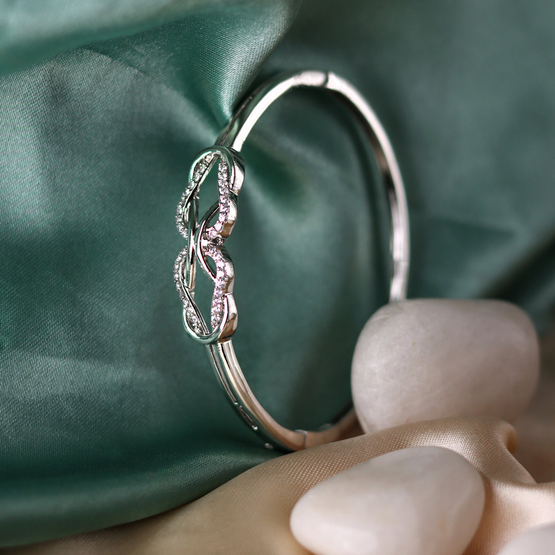 Elegant 925 Sterling Silver Women's Bracelet