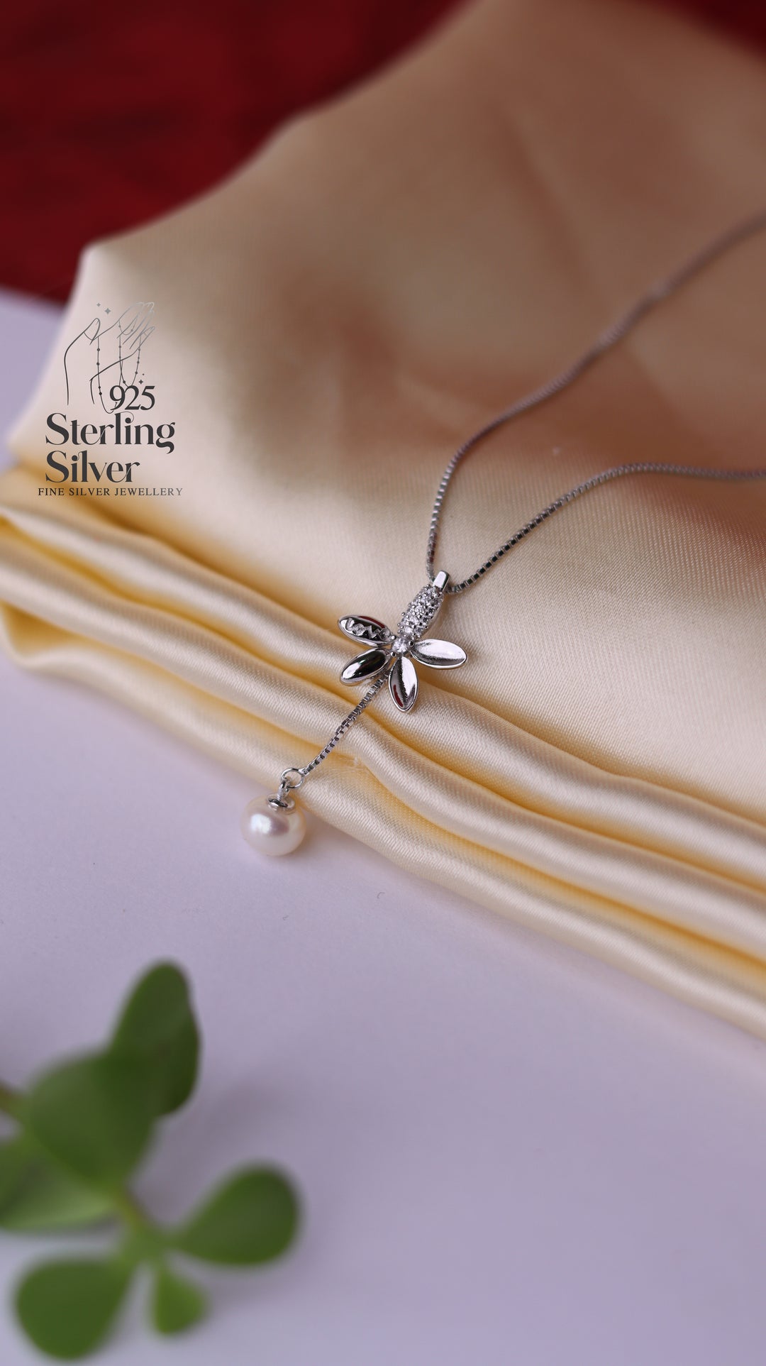 Flower with Pearl 925 Sterling Silver Chain Pendant