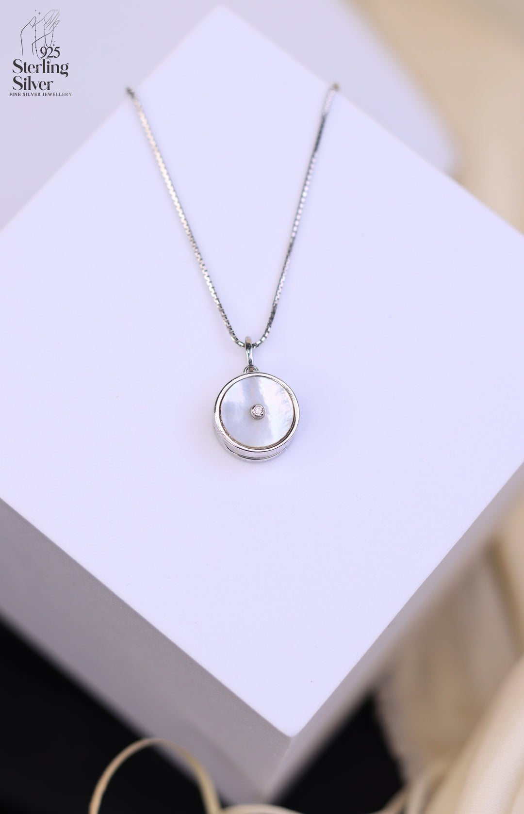Pearl 925 Sterling Silver Chain Perfume Pendant