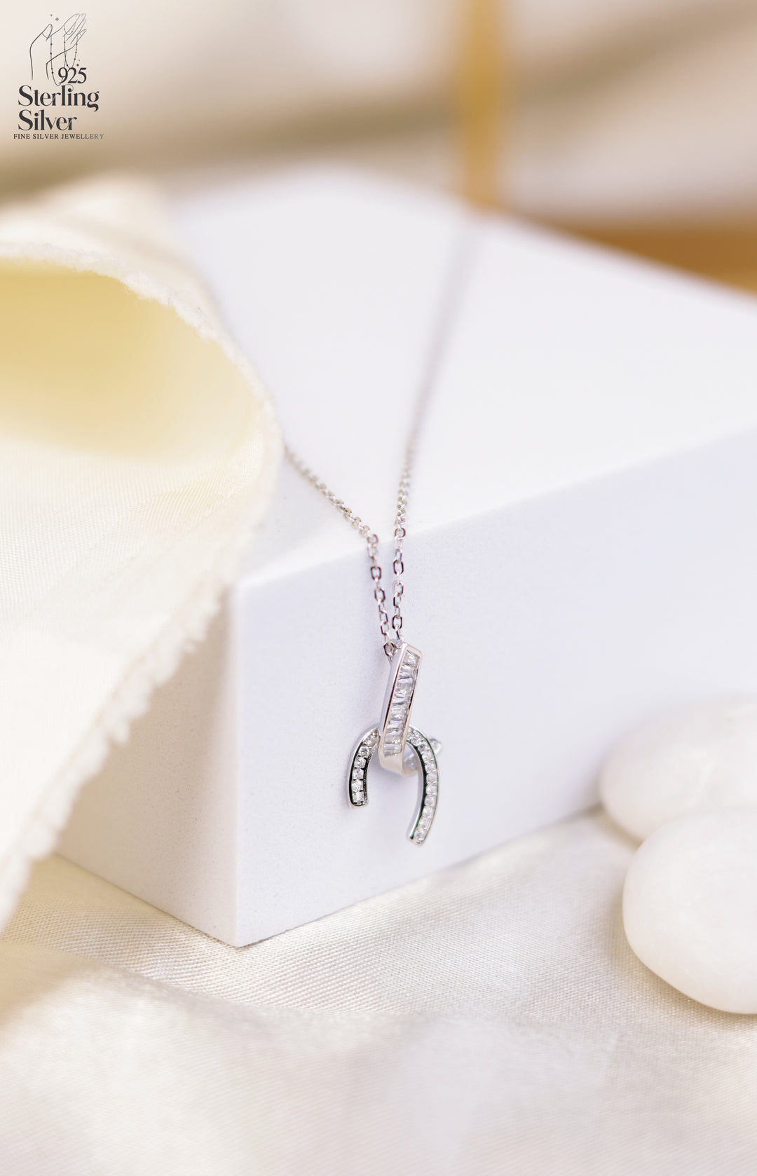 Intwine 925 Sterling Silver Chain Pendant