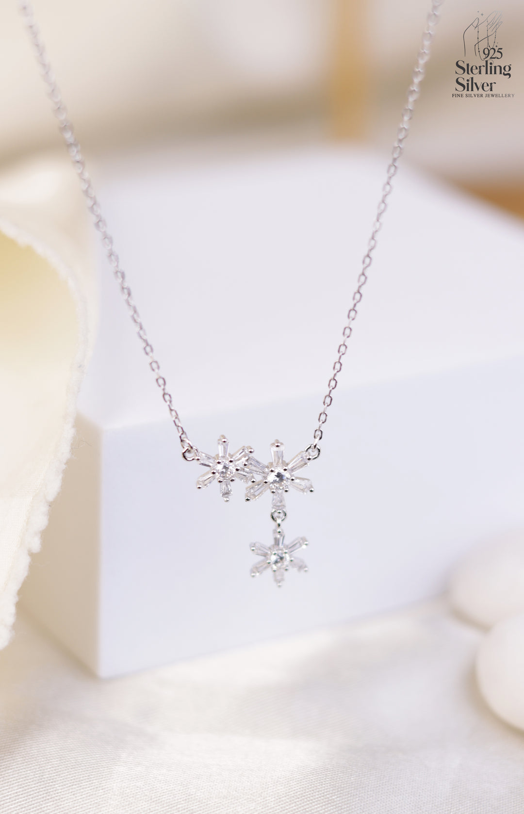 Flowers 925 Sterling Silver Chain Pendant