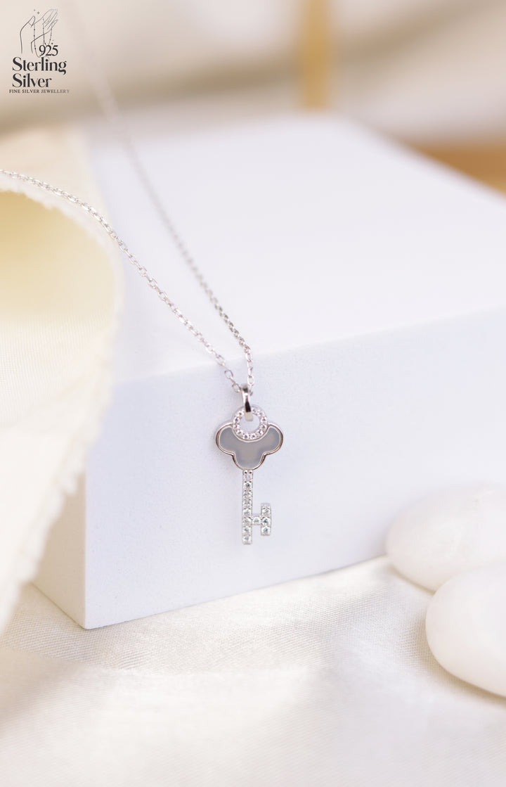 Key 925 Sterling Silver Chain Pendant