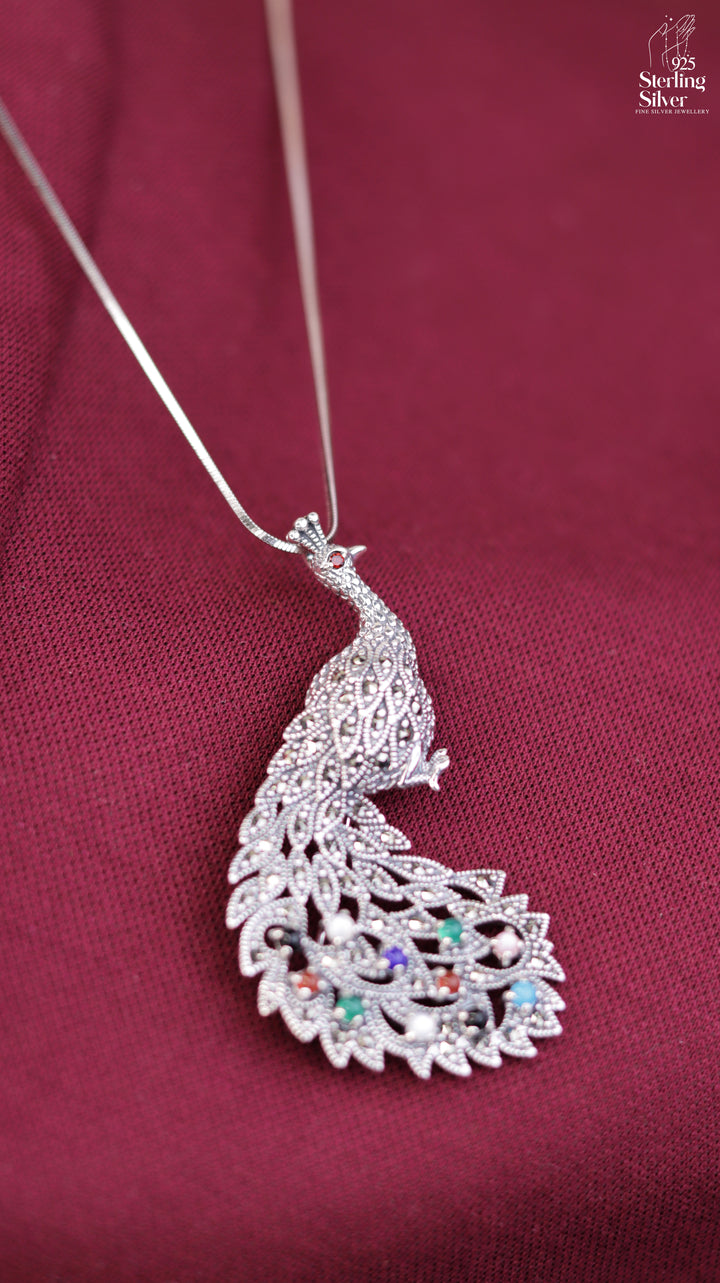 Elegant Peacock 925 Sterling Silver Marcasite Brooch Pendant