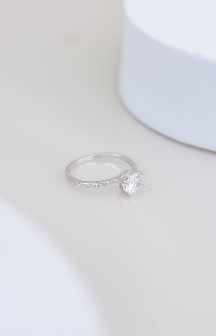 Solitaire 925 Sterling Silver Ring