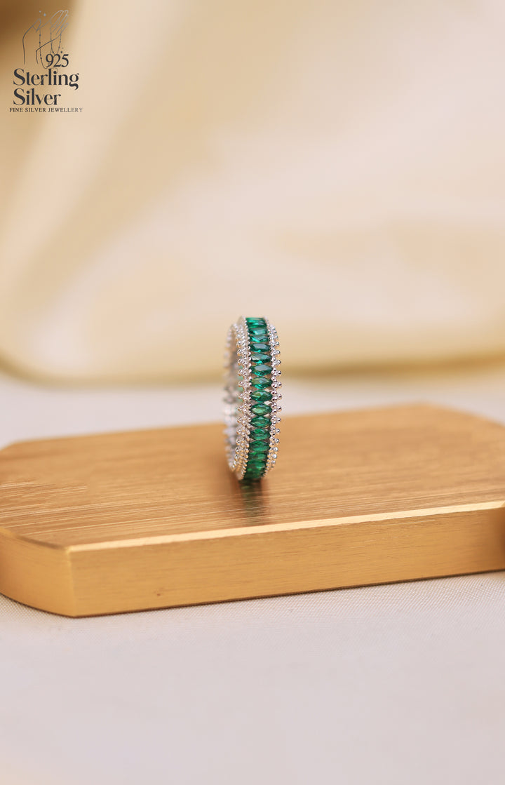Green Garnet 925 Sterling Silver Band Ring