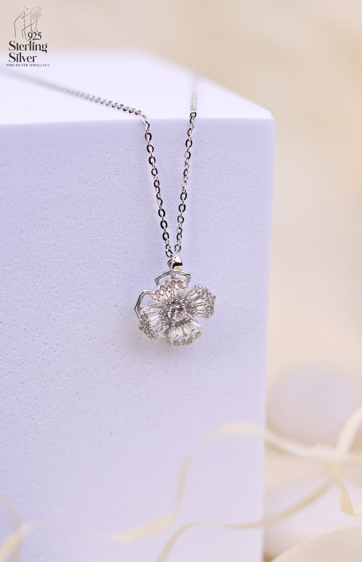 Spinning Flower 925 Sterling Silver Chain Pendant